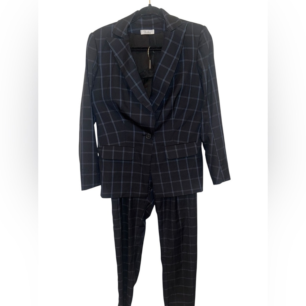 Parker women’s blazer and pantsuit NWOT